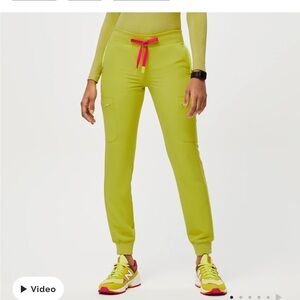 NWT Figs Muoy Jogger Scrub Pants